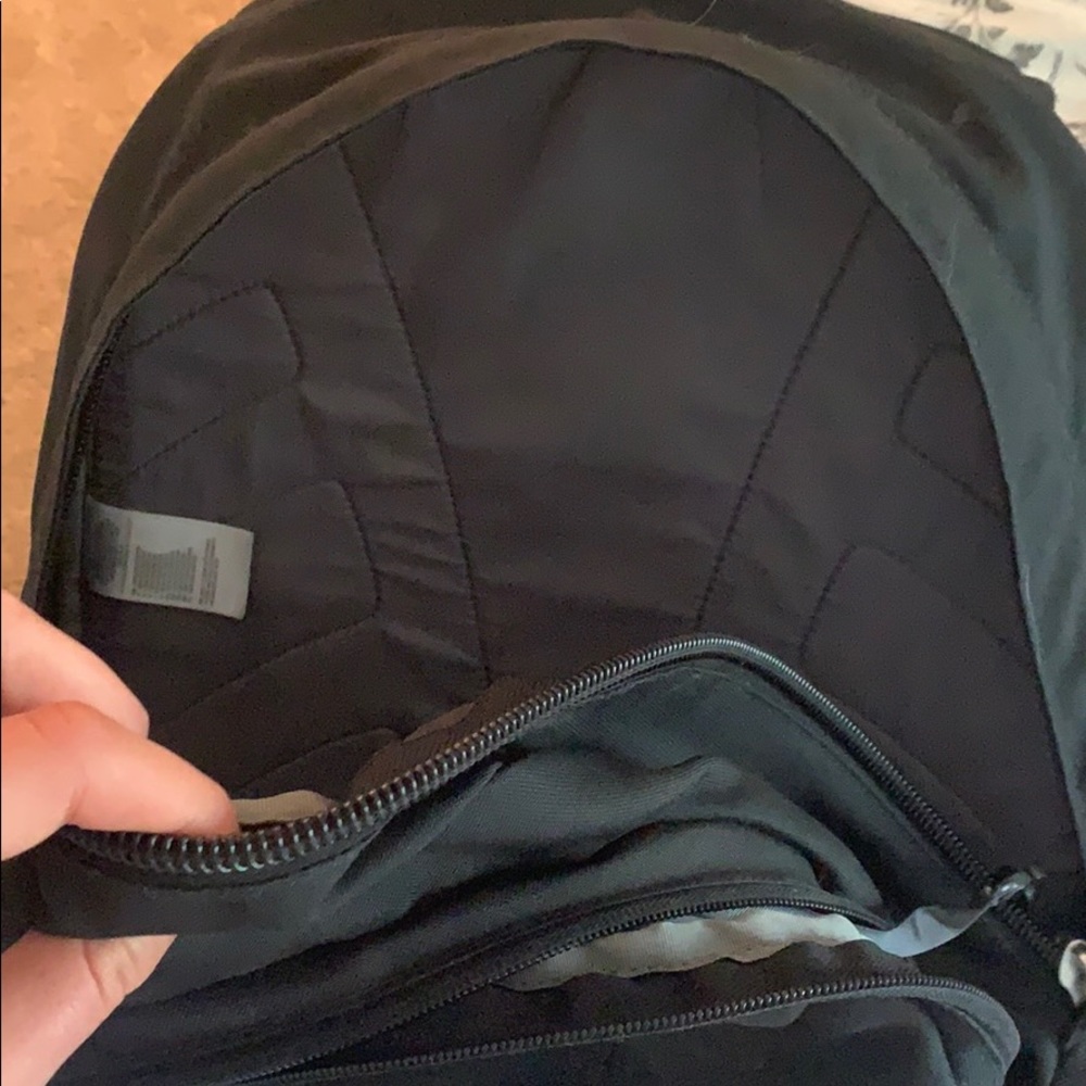 north face backpack! - Picture 4 of 4